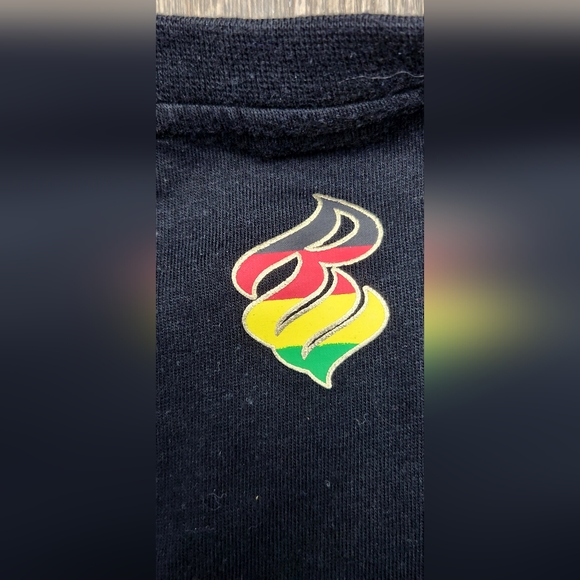 Rocawear Red / Gold / Green Casual Streetwear Men's T-Shirt 👕 - Picture 6 of 8